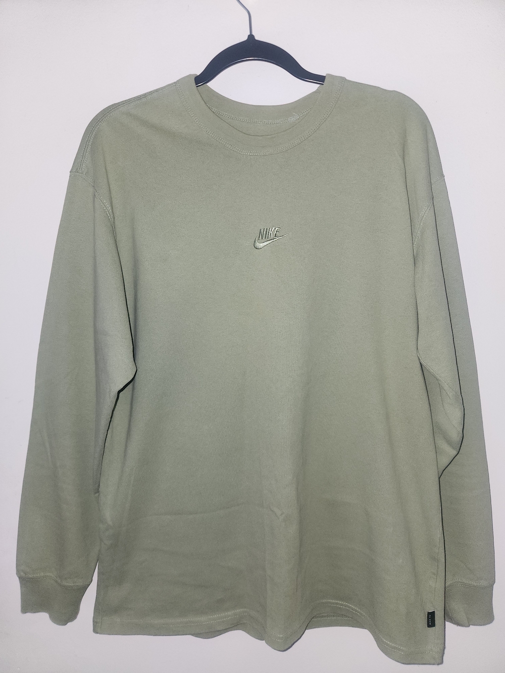 Nike Men's M Long Sleeve Crew Neck Shirt - Sage Green